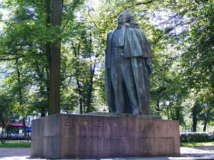 einoleino-statue1